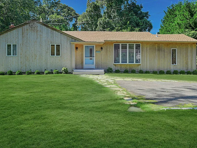 88 Rutland Rd — Photo 2