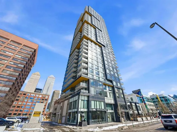 310 S 12th Ave SW #1906, Calgary, AB T2R 1B5