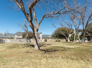 1602 Country Club Dr, Midland, TX 79701