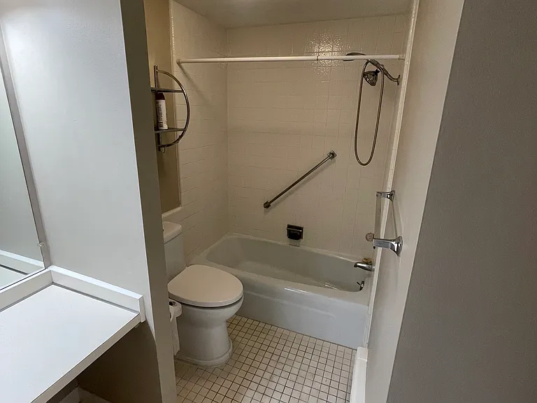 8200 E Jefferson Ave #1412 — Photo 13