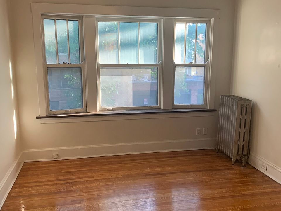 1st image of 1408 W Balmoral Ave Floor 2