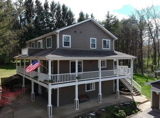 978 Indian Hills Rd, Fontana, WI 53125