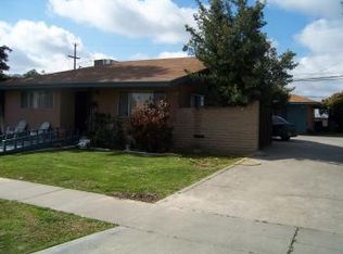 3035 N Pleasant Ave, Fresno, CA 93705
