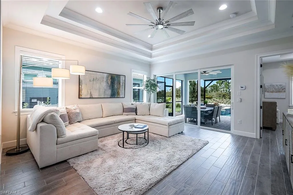 2 bed, 2.0 bath, 1565 sqft, $4,000 — Photo 1