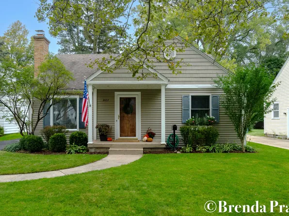 2437 Brooklyn Ave SE, Grand Rapids, MI 49507