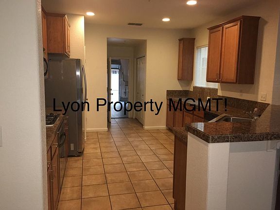 3rd image of 3301 N Park Dr Unit 3415