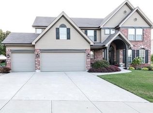 3075 Strawberry Ridge Dr, Arnold, MO 63010