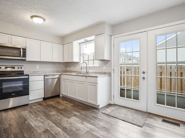 2081 Sprucefield Rd, Columbus, OH 43229