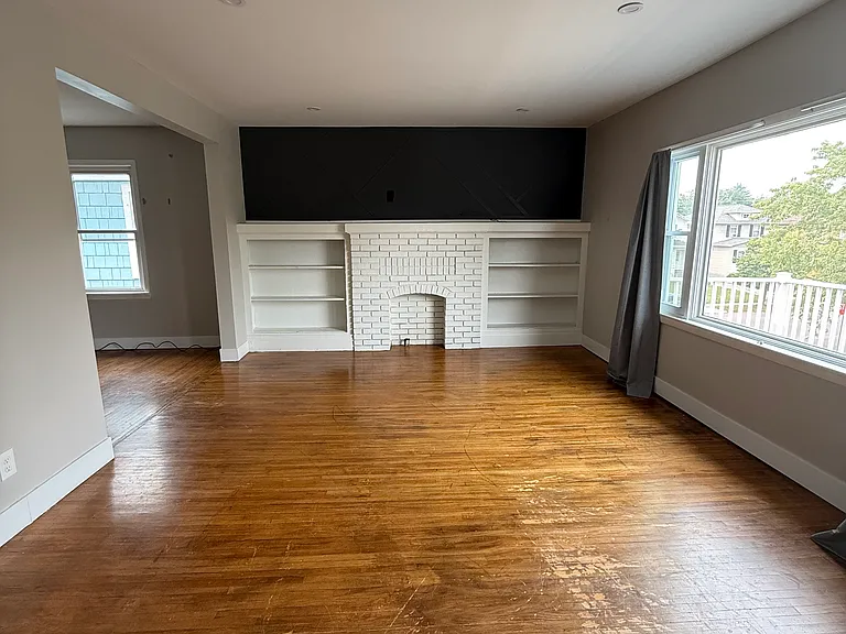 236 Lovering Ave — Photo 6
