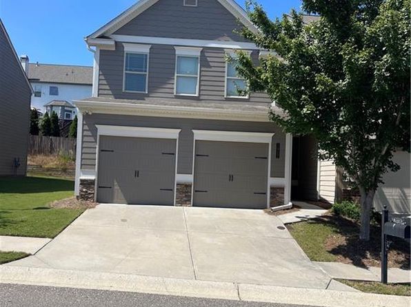 3512 Castleberry Village Cir #32