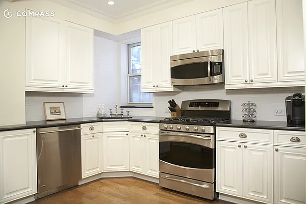 Sold by Compass | media 3