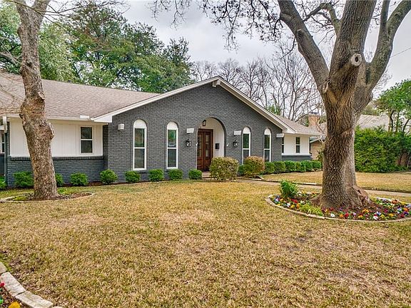 3rd image of 9435 Hunters Creek Dr