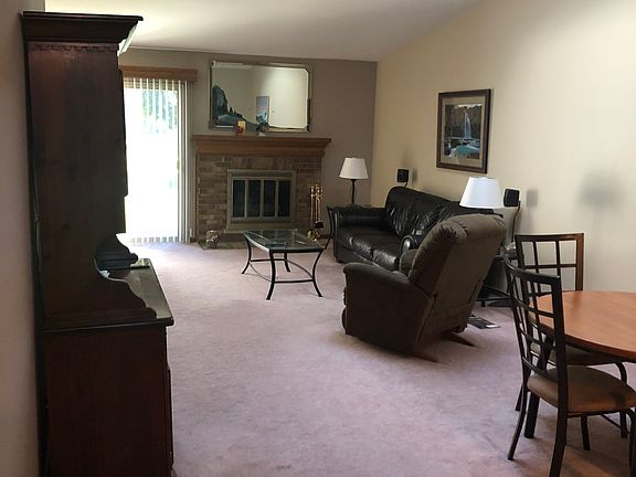 5th image of 49563 Hamilton Ct