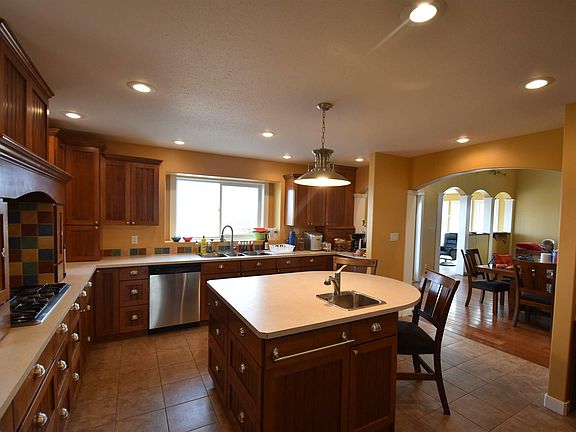 5th image of 9125 Township Road 574 #123