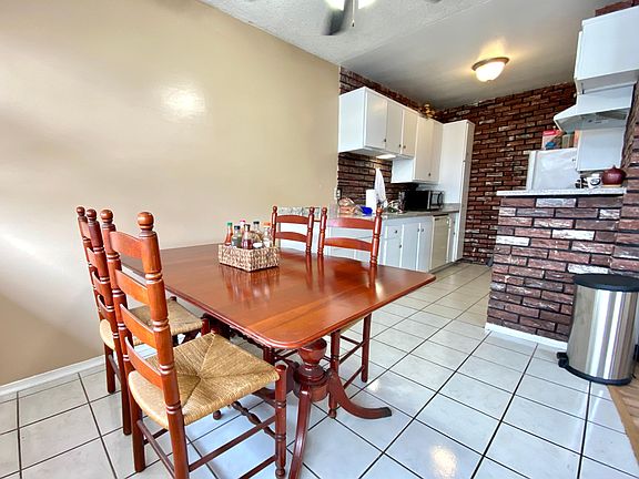 5th image of 805 Glenway Dr Unit 313