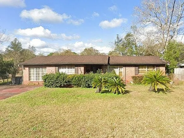 7412 Dostie Dr E, Jacksonville, FL 32209