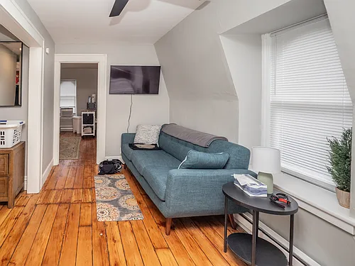 105 W Dutton St #D Photo 1
