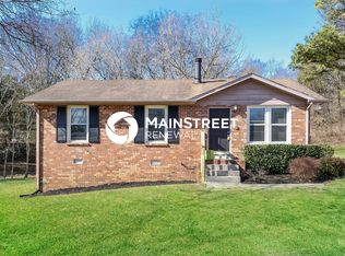 107 Oakwood Ct, Hendersonville, TN 37075