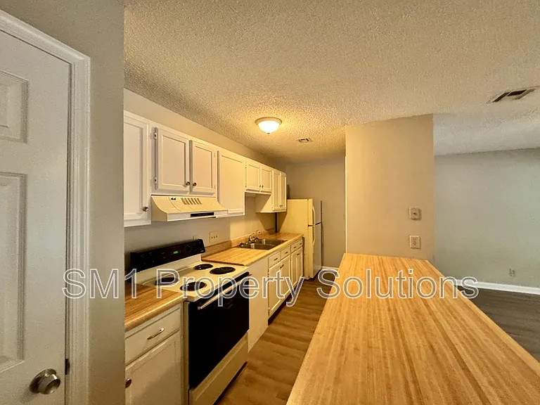 3109 Darden Rd #B — Photo 11