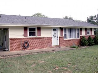 113 Okolona Rd, Johnson City, TN 37601
