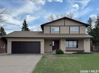 260 Battleford Trl W, Swift Current, SK S9H4J5
