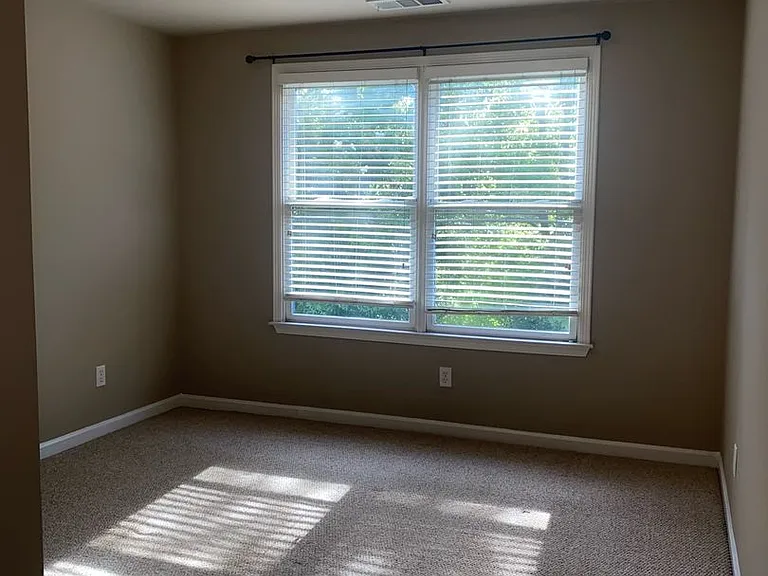 2526 Acton Park Ln — Photo 11