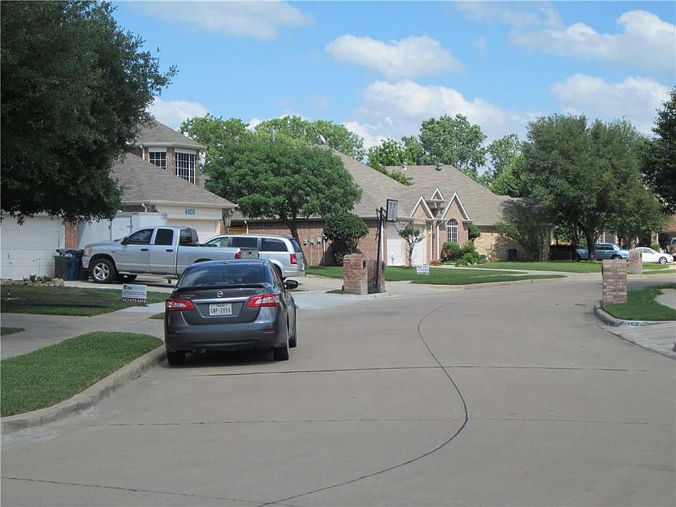 2nd image of 4412 Spanish Oak Cir