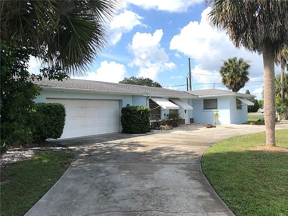 2nd image of 644 Blue Ln