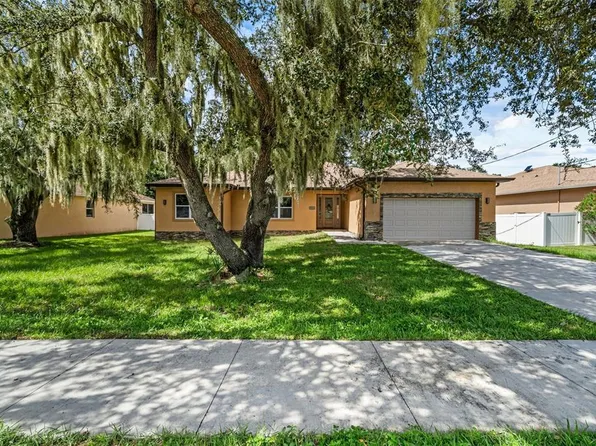 9915 Prevatt St, Gibsonton, FL 33534