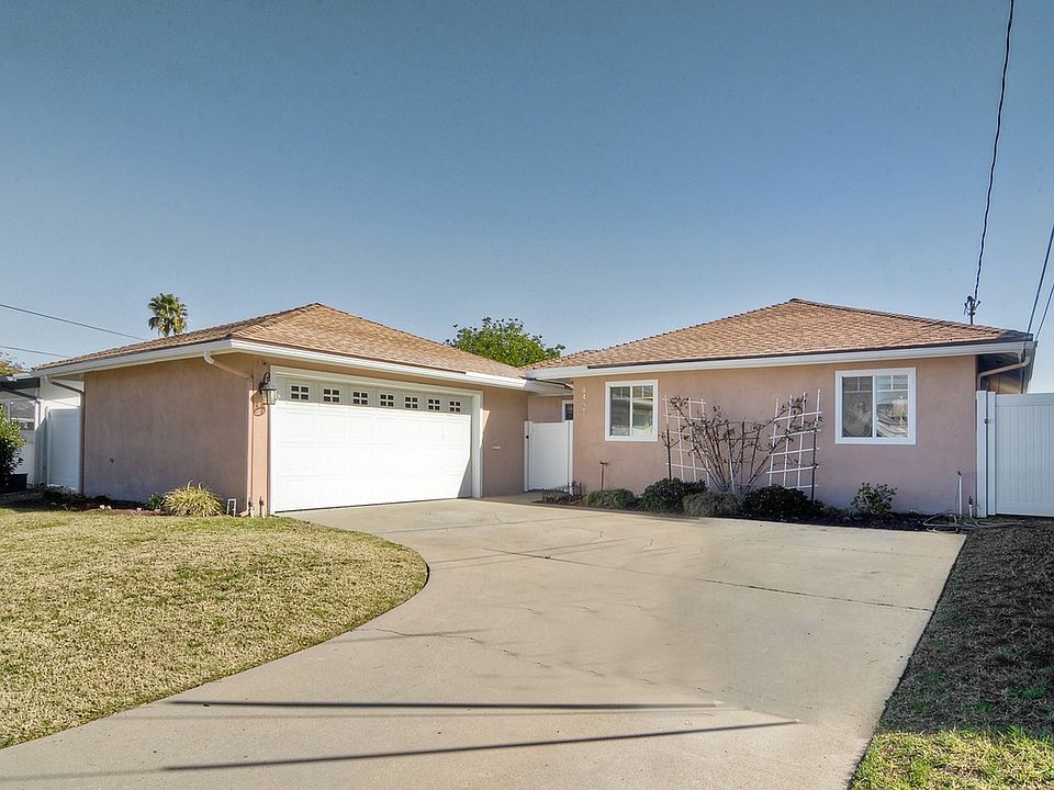 1st image of 6487 Lake Mere Ct