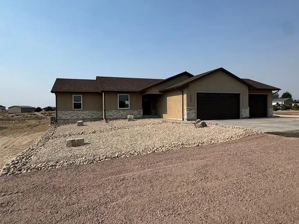 2094 W Woodstock Pl, Pueblo West, CO 81007