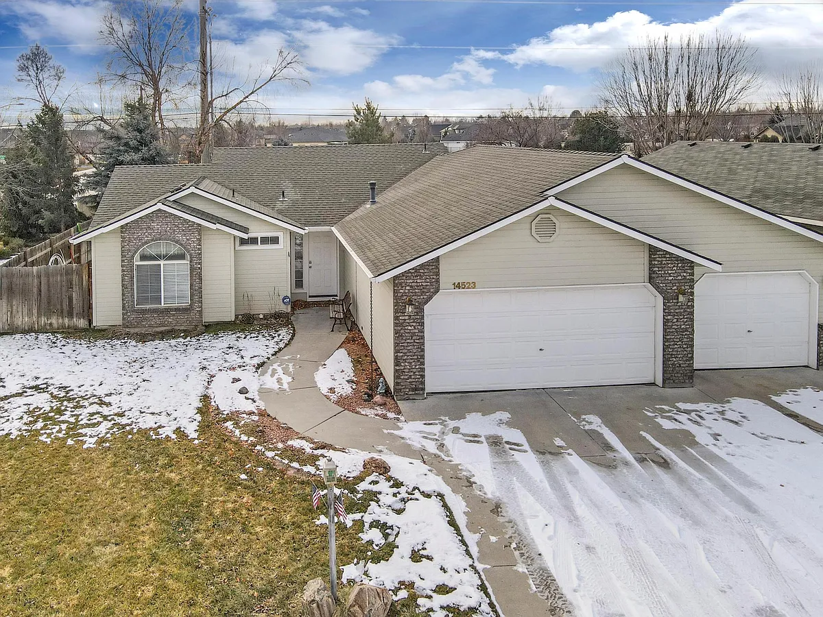 Building Photo - 14523 W White Hawk Ct
