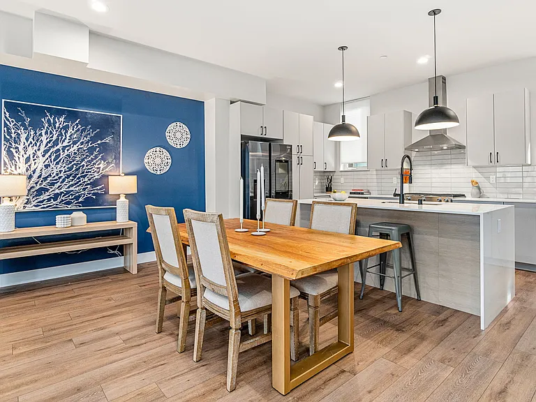 1772 Alki Ave SW #B — Photo 4