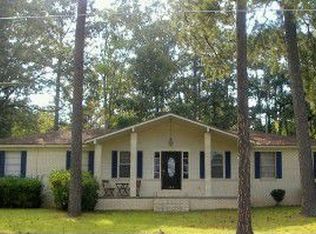 4418 Forest Dr, Laurel, MS 39440