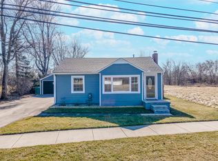 20119 Vreeland Rd, Brownstown, MI 48183