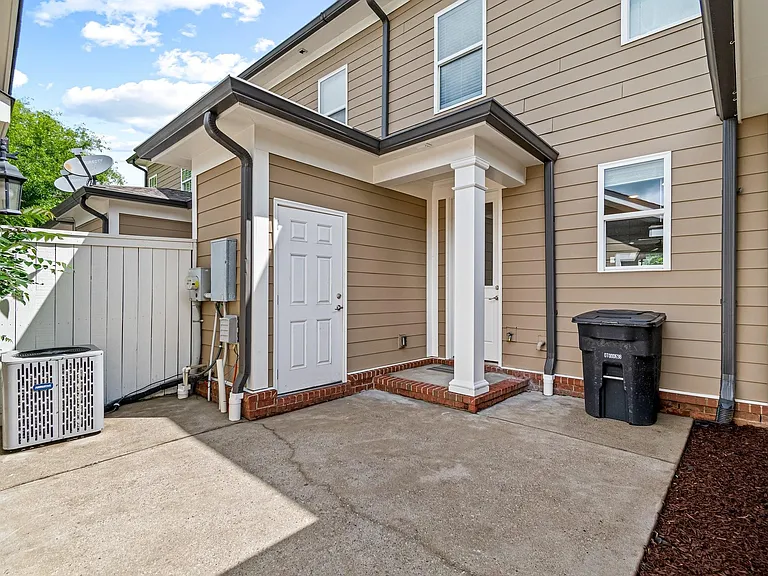 318 Byron Way — Photo 41