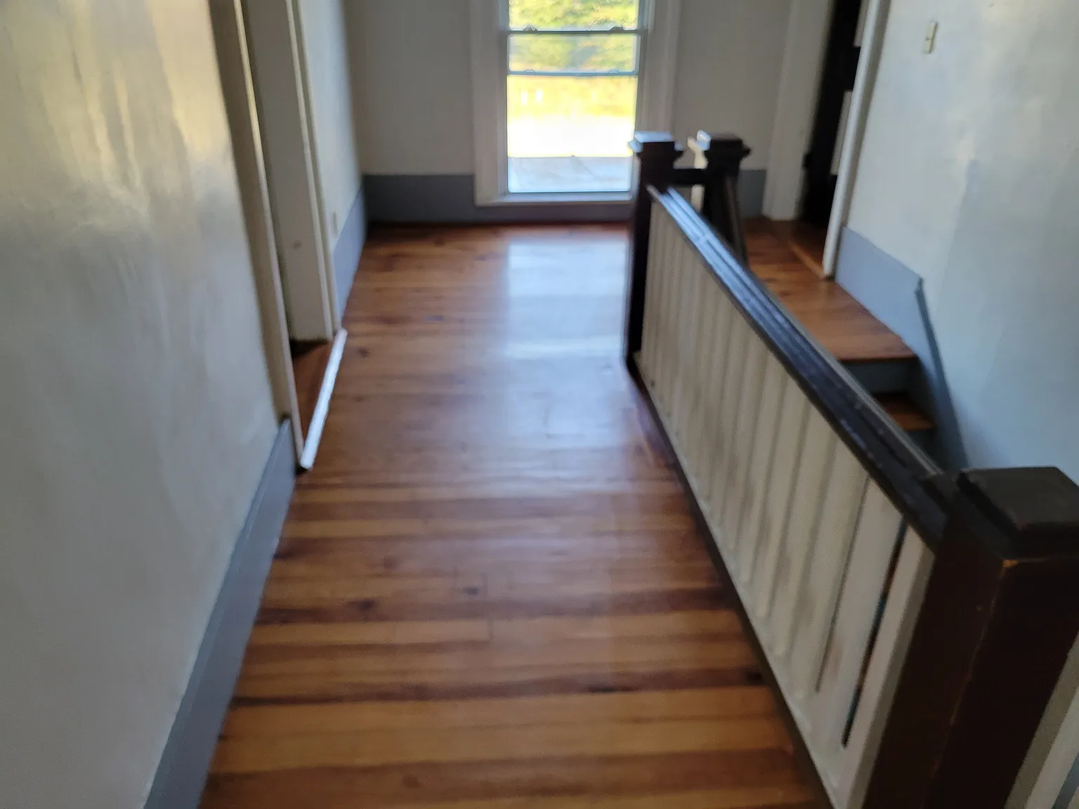 Richmond Ave, Rural Retreat — Photo 2