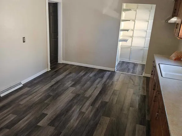 1756 Midland Ave, Youngstown, OH 44509