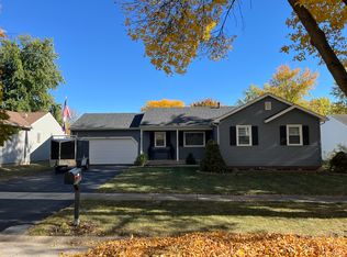 1714 Drake Ct, Naperville, IL 60565
