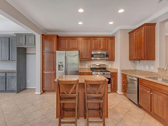 Large Kitchen with Expanded Cabinetry