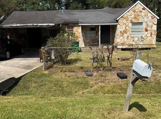 8133 Count St, Houston, TX 77028