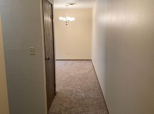 2910 Ontario Ln APT 3, Bismarck, ND 58503