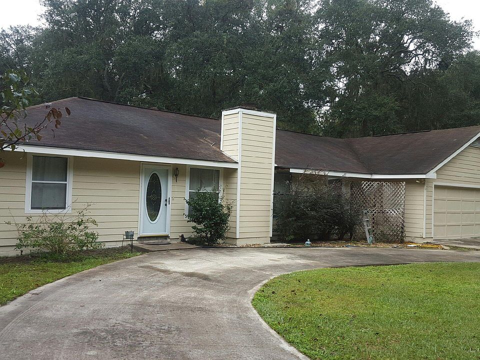 1st image of 90 Cedar Dr