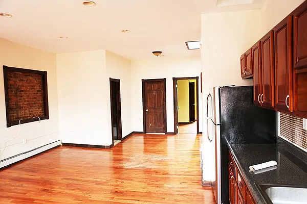 Rented by Chris Stewart, LREB | media 10