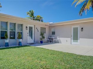 636 106th Ave N, Naples, FL 34108