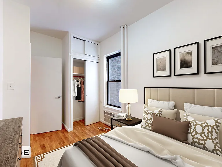 441 W 51st St #4R — Photo 2