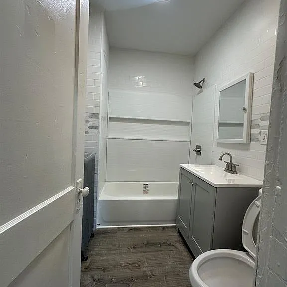 165 Martin St #3 — Photo 10