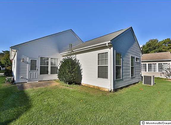 4th image of 35 Summerwinds Dr