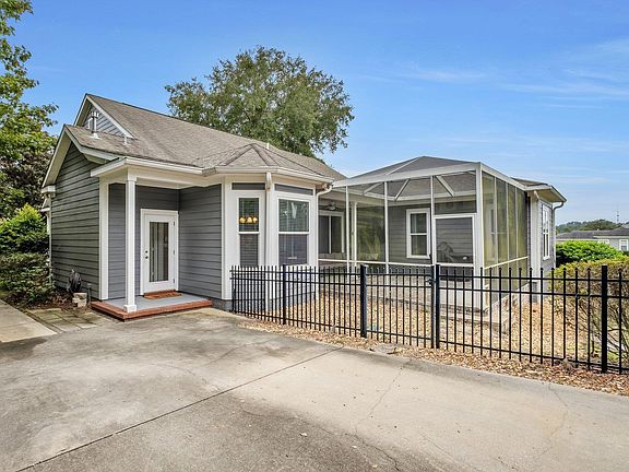 5th image of 2500 Twain Dr