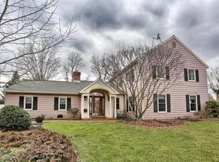 3058 Holbein Dr, Lancaster, PA 17601